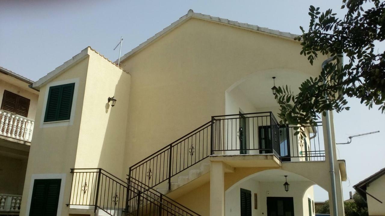 Arija Apartman Bilice Kültér fotó